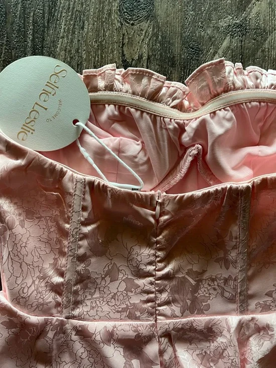Selfie Leslie Strapless Light Pink Corset Romper - Picture 3 of 3